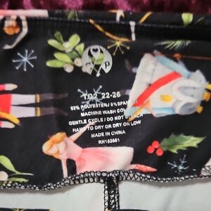 Colorful Holiday Print Leggings